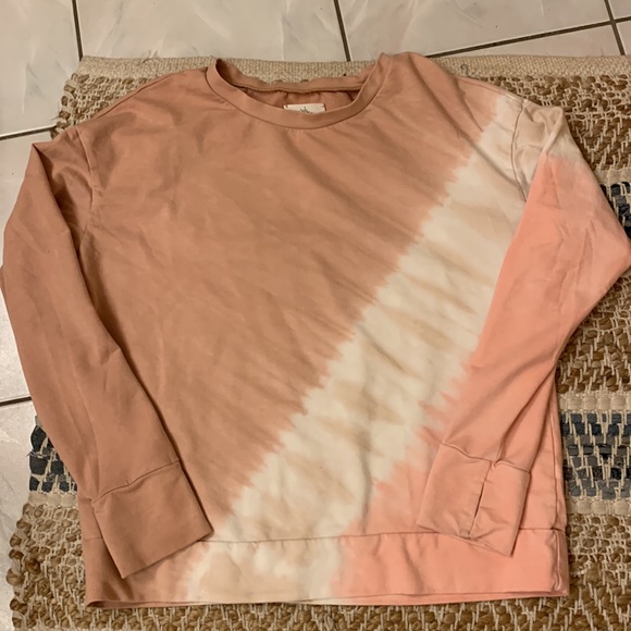 OFFLINE by Aerie Set - Tie Dye OG Sweatshirt and Stretchy High Waist Bike Shorts - Picture 3 of 9